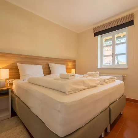 Rugana - Komfortplus Mit 1 Schlafzimmer Und Terrasse B25 Apartament Dranske